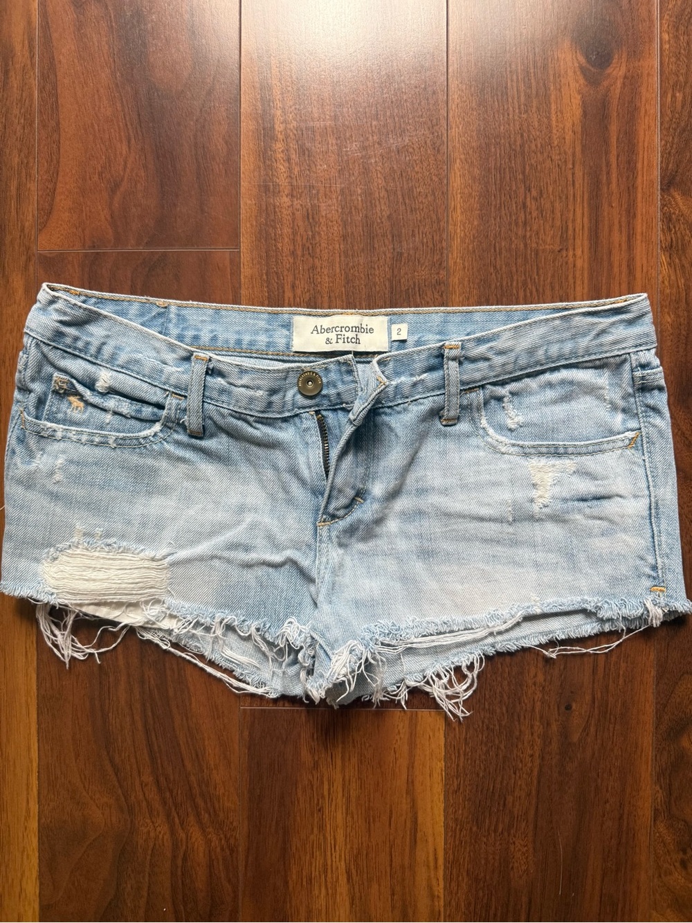 Abercrombie & Fitch Y2K Light Denim Distressed Cut Off Jean Shorts / Size 2